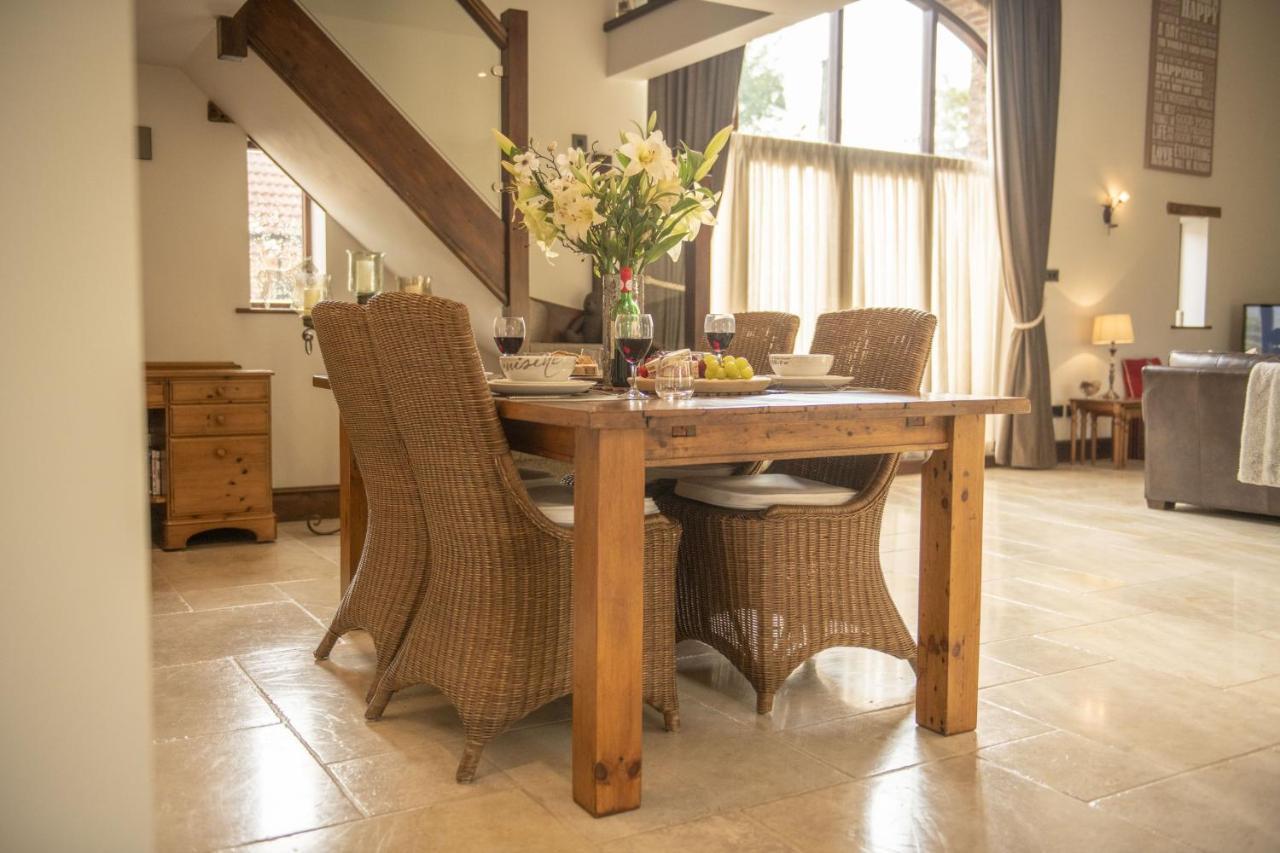 Tockwith Lodge Barn ยอร์ค ภายนอก รูปภาพ