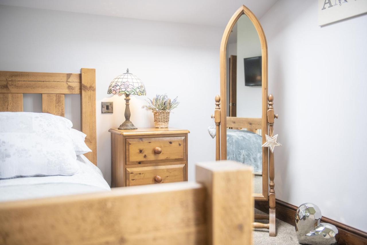 Tockwith Lodge Barn ยอร์ค ภายนอก รูปภาพ